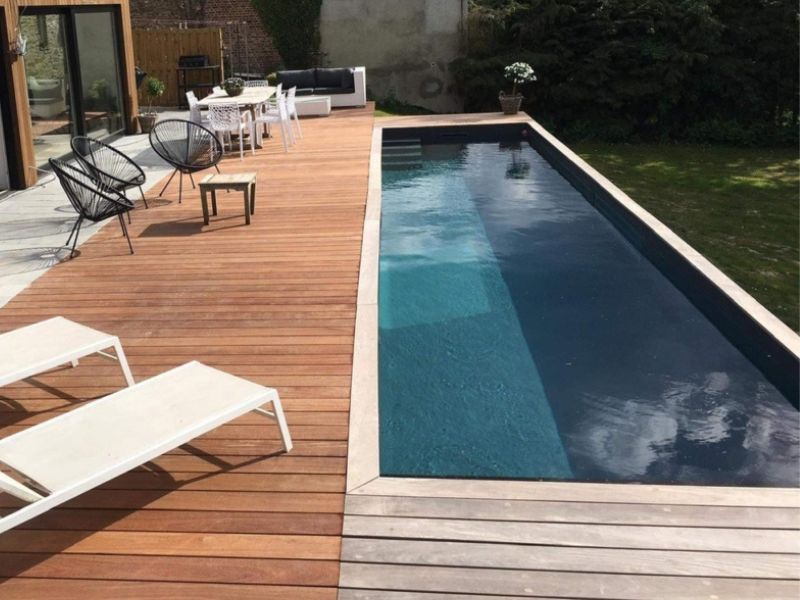 A natural swimming pool without plants? That’s Vitii, of course!